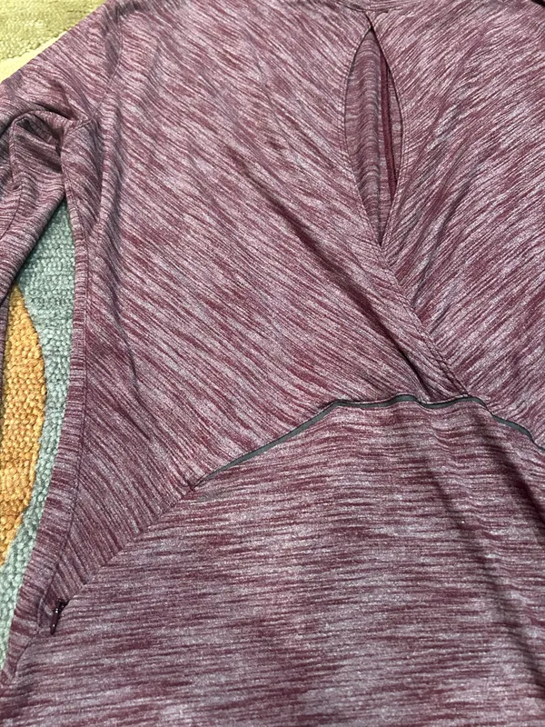Lululemon Mock Neck & Go Take Off Cutout Long Sleeve Shirt Top Space Dye Size 12 - Image 4