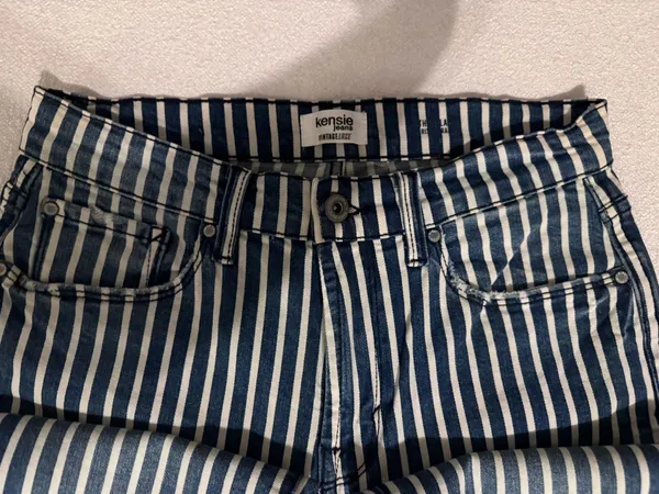 Kensie striped denim jeans NWOT - Image 2