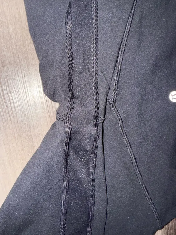 Lululemon Align Shorts 6" - Image 4