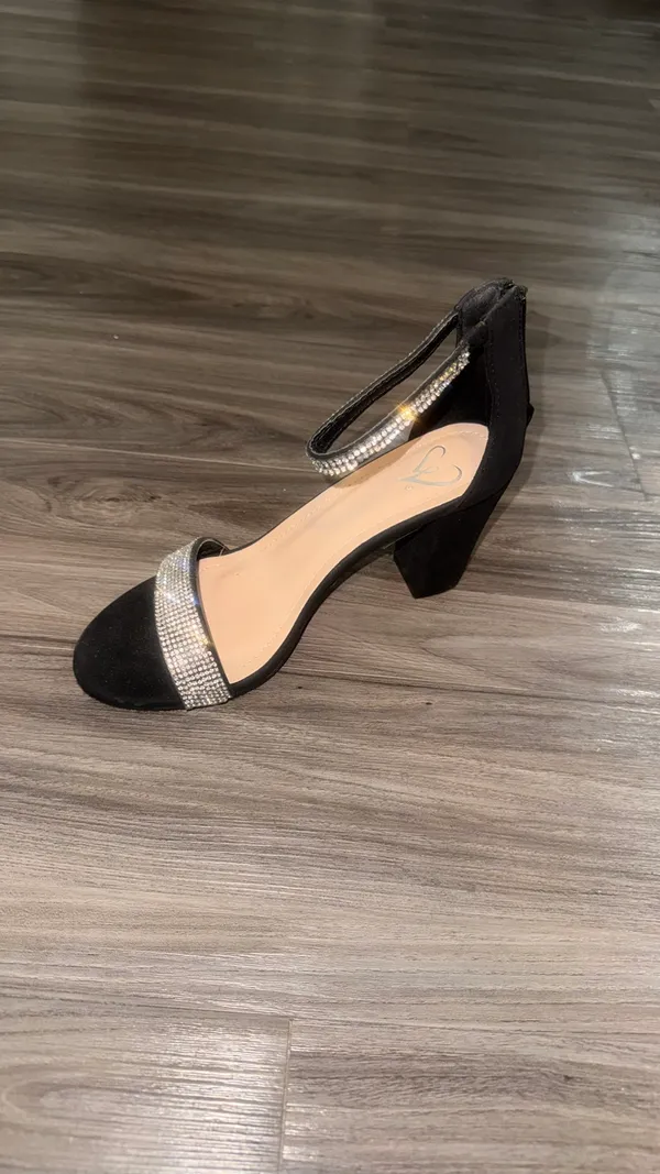 Windsor Heels - Image 2