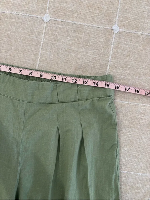 High-Rise Wide Leg Trousers in Olive Green - Image 5