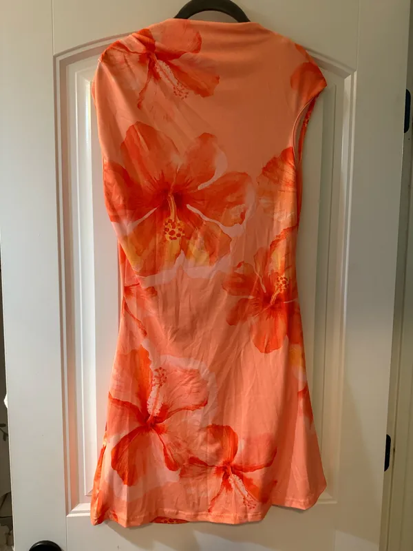 Orange Floral Dress with Gold Detailing - Image 3