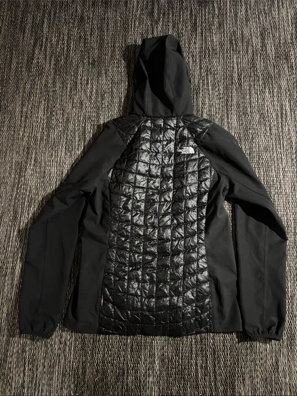The North Face Hybrid Thermoball Hoodie Jacket Size Medium - Image 2