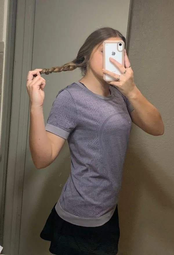 Lululemon shirt - Image 2