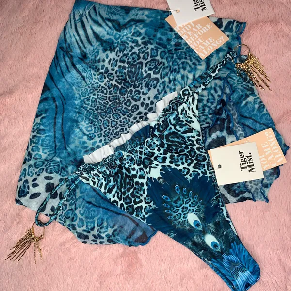 Tiger Mist Sarong And Bikini Bottoms - Image 4
