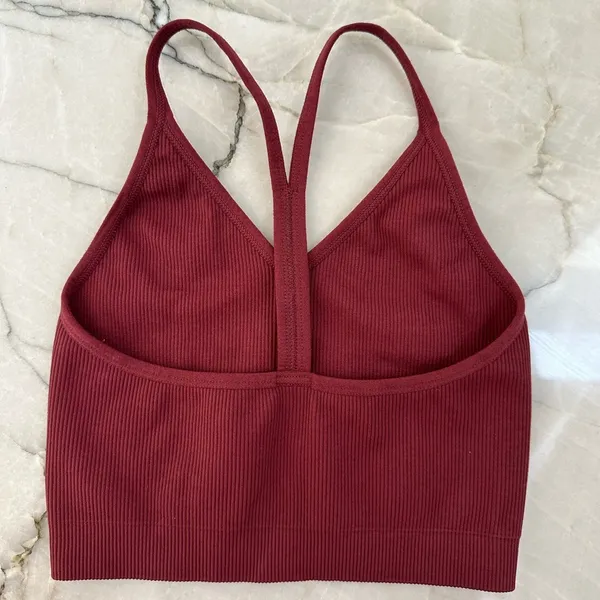 SET ACTIVE Sculptflex Ribbed V Bra in Hug - Image 3