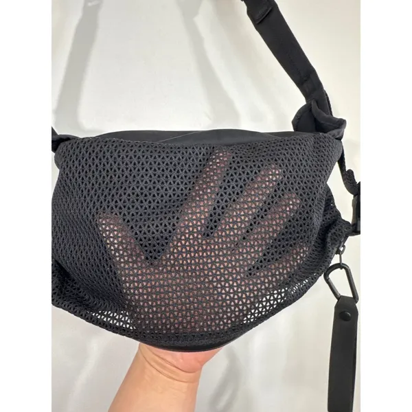 Lululemon All Hours Belt‎ Bag Crossbody Fanny Backpack 4.5L Black Color - Image 11