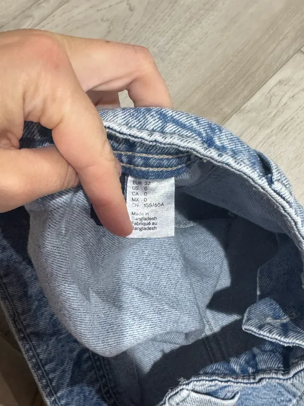 H&M Denim Skirt - Image 3