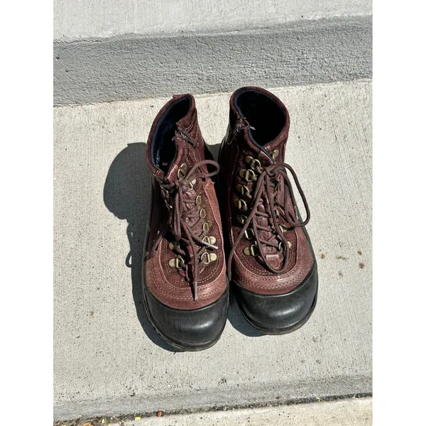 Clarks Women Brown Leather Muckers Waterproof Ankle Boots Hiking 6.5 M - Image 2