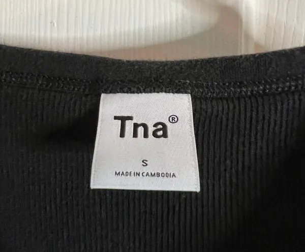 Aritzia TNA Crop Tank - Image 2
