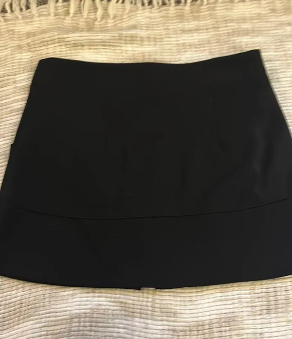 Haute Monde Black Mini Skirt - Image 2