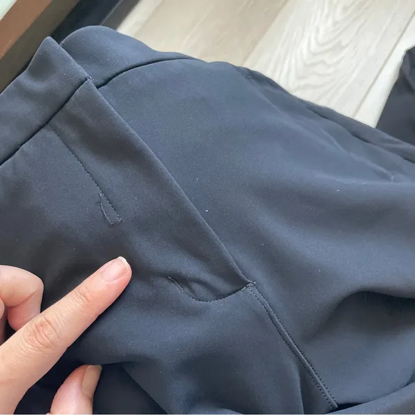 Lululemon Athleisure Pants on the move womens Black (size 2) office work travel - Image 8