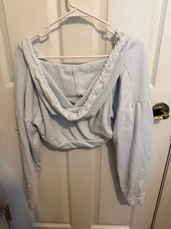 Cupshe Light Blue Cropped Wrap Hoodie | Women’s Medium | Fleece Pullover - Image 3