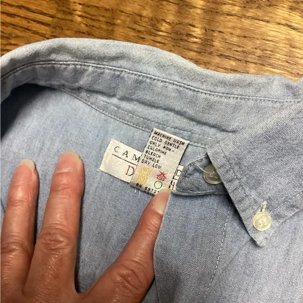Cambridge Dry Goods 100% Cotton Chambray shirt Light Denim Size 10 - Image 4