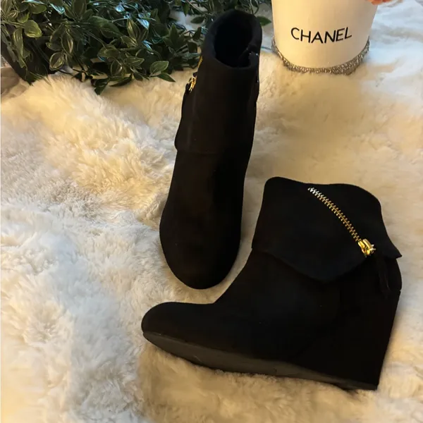 Daisy Women’s size 8 black Sexy Wedge Comfortable Ankle Boots Sexy Classic style - Image 5