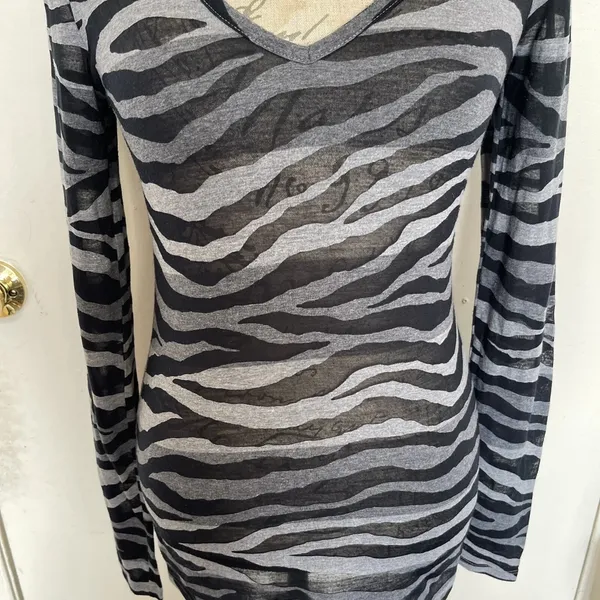 Express Blouse Long Sleeve Animal Print Small - Image 8