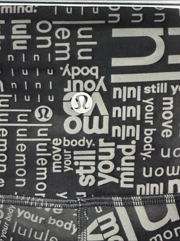 lululemon athletica Wunder High-Rise Train Black & Gray Logo-Print Leggings - Image 6