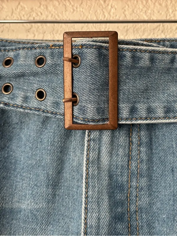 Sincerely Jules Size 11/30 blue denim belted micro skirt in a medium Wash - Image 3