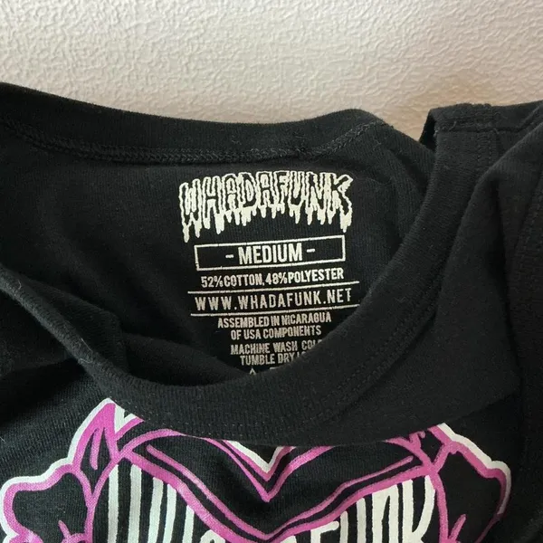 Whadafunk Black Crop Top Graphic Heart Print Tank Top Medium‎ - Image 3