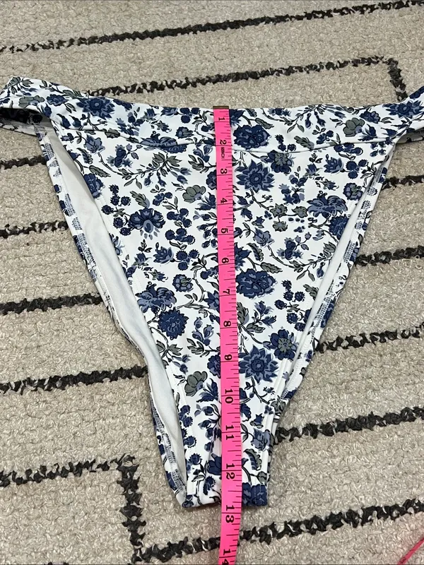 Abercrombie & Fitch High Rise White Bikini Top with Blue Floral Print - Image 6