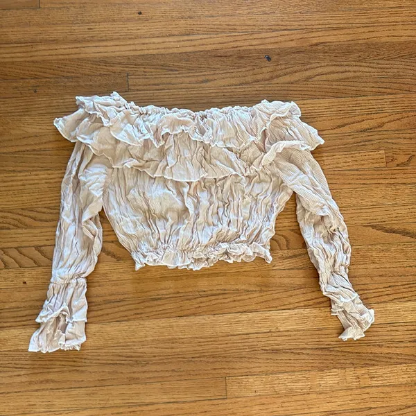 Olivaceous Off the shoulder top - Image 3