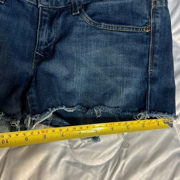 Gap Jean Shorts Waist 28 inches - Image 6