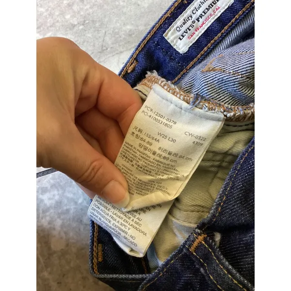 Levis Premium 501 Original Fit Dark Wash Straight Leg Jeans 12501-0378 W25 L30 - Image 7