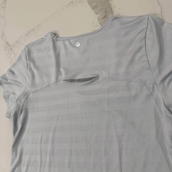 Active Life ScoopNeck ShortSleeve Performance Shirt Womens Large Gray Athleisure - Image 5
