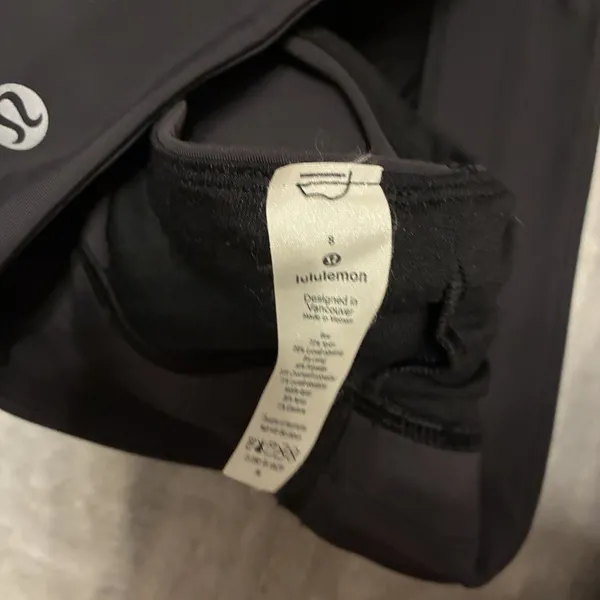Lululemon Key To Balance Yoga Tank Top Women’s Black High Neck Cross Size 8 - Image 6