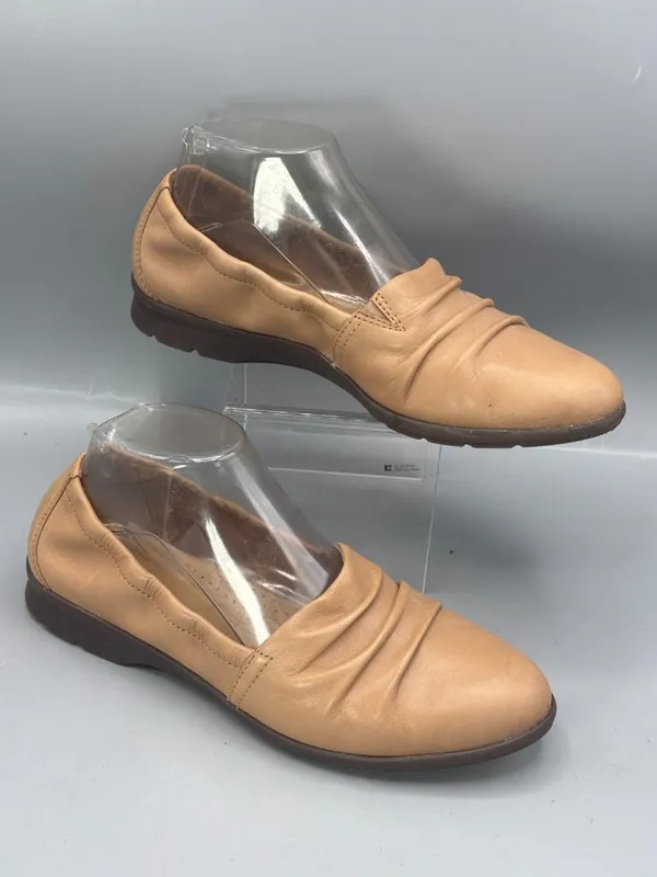 Clarks Jenette Ruby Ballet Flat Womens US 8M Tan Leather All Day Comfort Loafers - Image 2