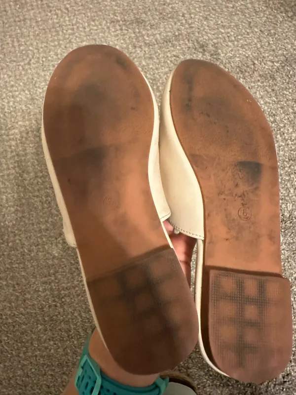 Cream Loafers Women’s 6 Tan - Image 3