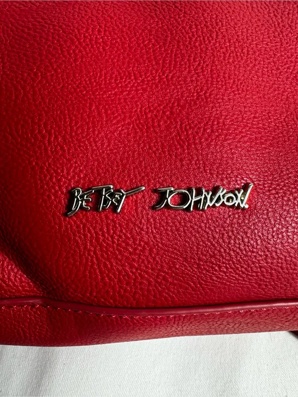 Betsey Johnson Red Crossbody Bag with White Lip Print - Image 4