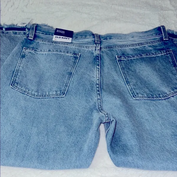 Old Navy High Rise Blue Crop Jeans Classic Style‎ - Image 15