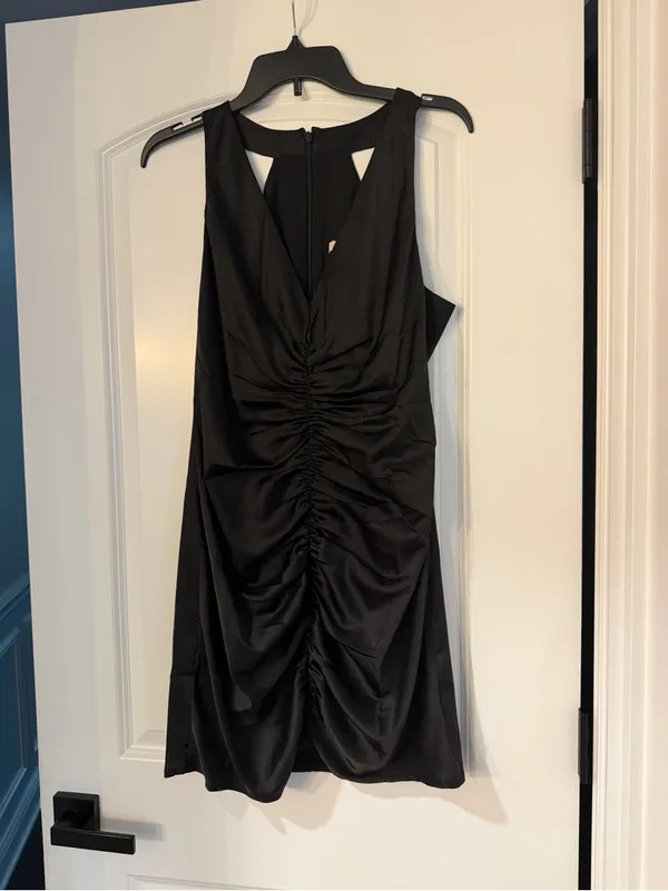 Hutch Ruched V-Neck Mini Dress - Image 2