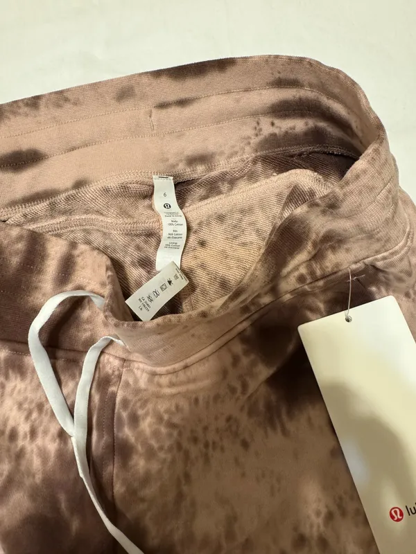 Lululemon Inner Glow High-Rise Shorts 3" - Image 3