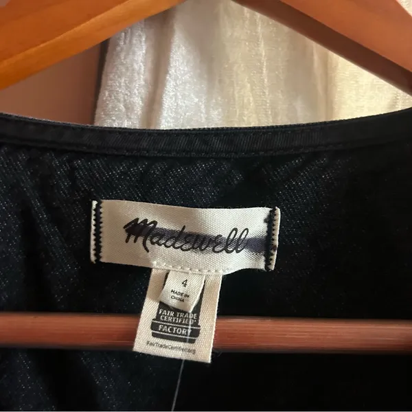 Madewell Denim Cap-Sleeve‎ Mini Dress in Tarrybrook Wash Black V-Neck NWT Size 4 - Image 5