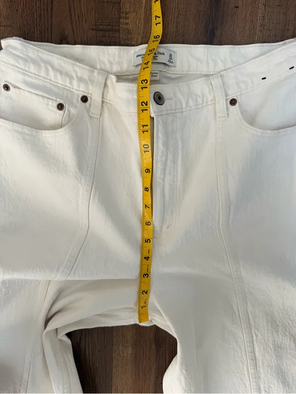 Abercrombie & Fitch 90s Straight Ultra High Rise Curve Love White Denim Jeans 32 - Image 5