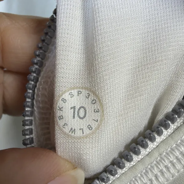 Lululemon women's 10 Run Dash Pullover Quarter Zip White Mesh Pockets athletic - Image 3