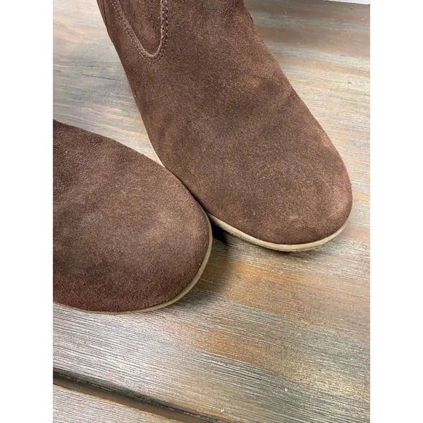 Lands' End Women's 8.5 Brown Suede Faux Fur Cuff Wedge Winter Boots - Image 9