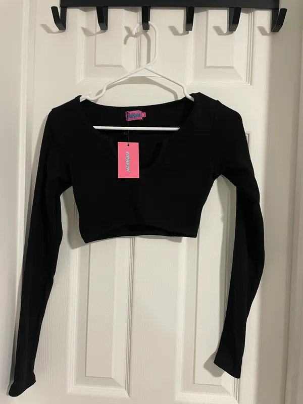 Edikted Romance Rib Crop Top - Image 3