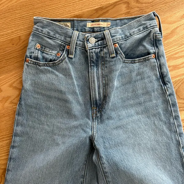 Levi’s Women's Jeans - Image 2