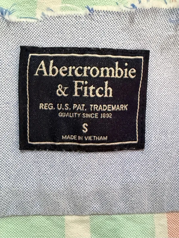 Abercrombie & Fitch Pastel Stripe Raw Hem Cropped Button Front Top Small - Image 5