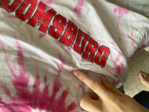 Gildan Pink Tie Dye Tee - Image 7