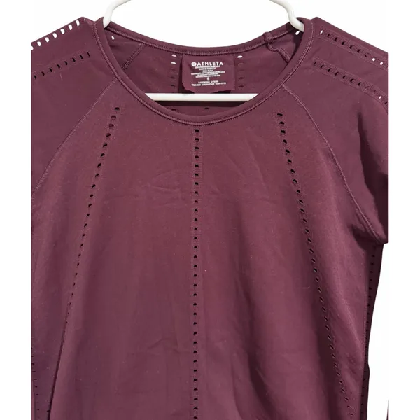 Athleta Foothill Seamless Long Sleeve Fitted Laser Cut Top Women's Size Small - Image 3
