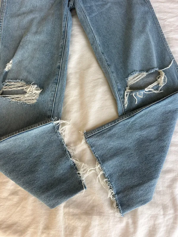 Jeans - Image 2