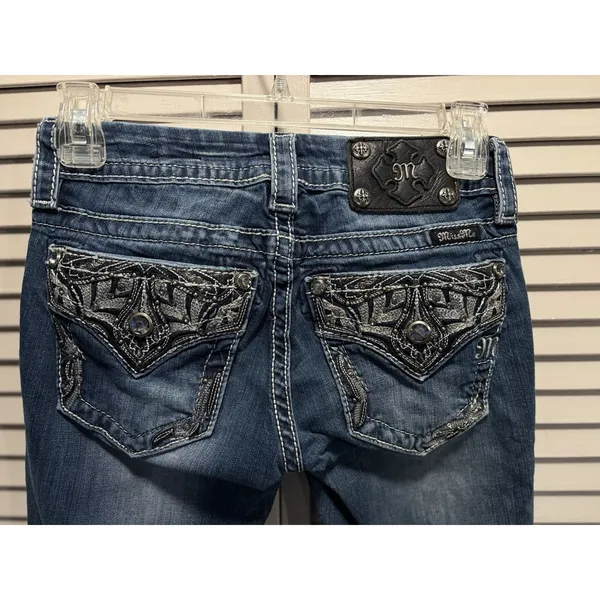 Miss Me Straight Cropped Denim Jeans Embroidered/Gems Logo Size‎ 25 Low Rise - Image 3