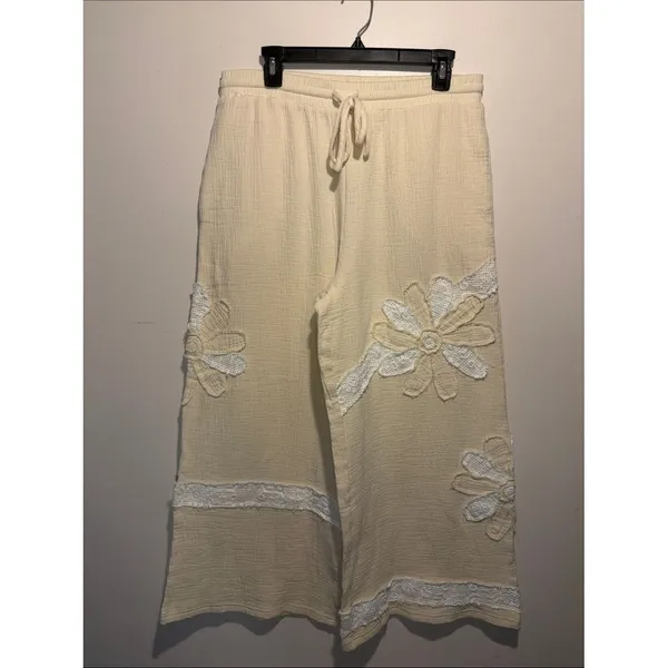 POL Wide Leg Crochet Lace Floral Cream White Elastic Waist Size L 100% Cotton - Image 2