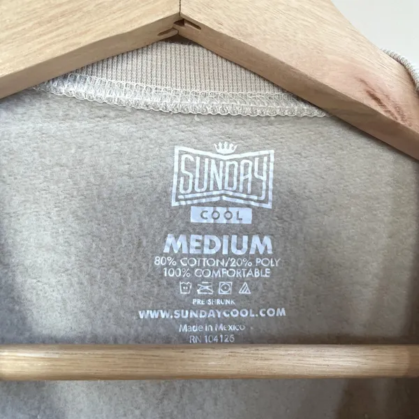 Sunday Cool CRU sandy beige crewneck sweater women's size medium casual fleece‎ - Image 3