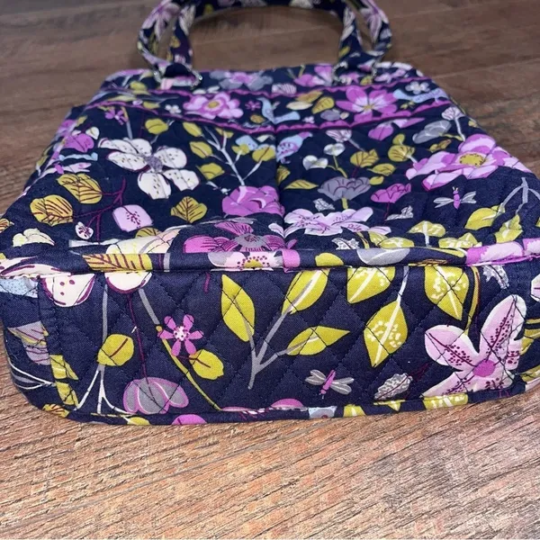 Vera Bradley Shoulder Tote Bag w/Two Magnetic Front Pocket - Image 7