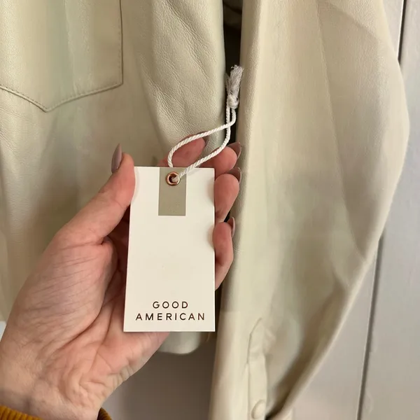 Good American | NWT Better Than Leather Faux Cropped Shacket Jacket, Size‎ 1 - Image 7